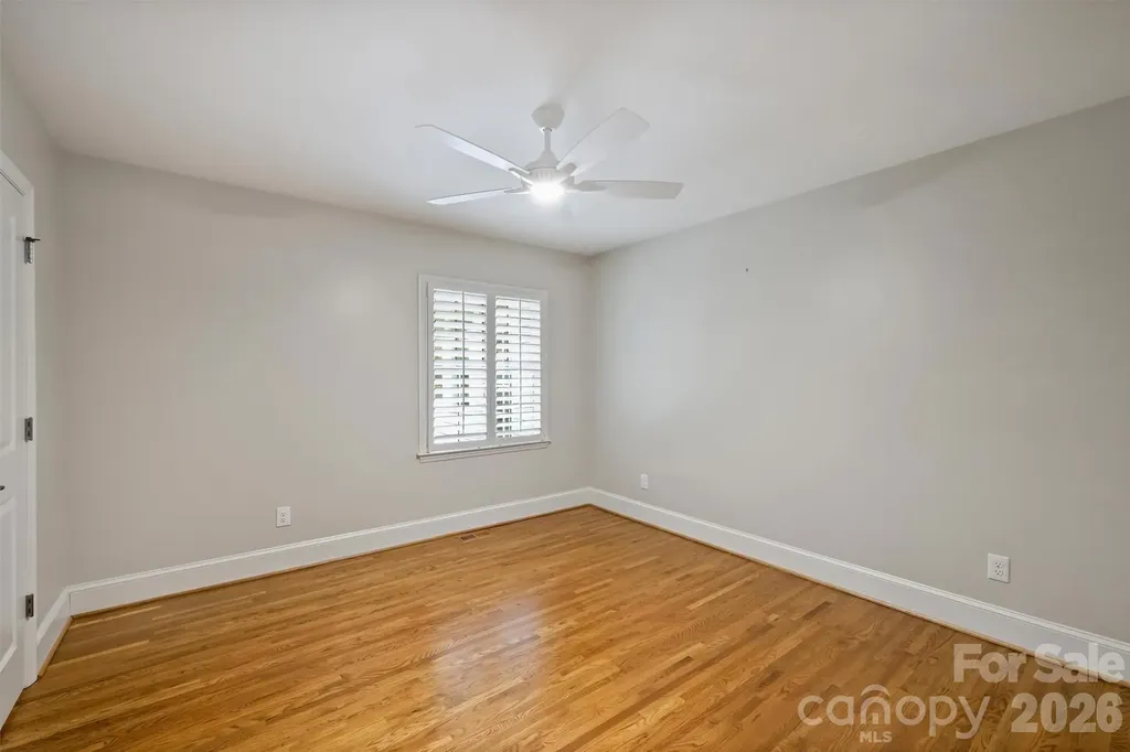 5519 Robinhood Road Charlotte NC 28211
