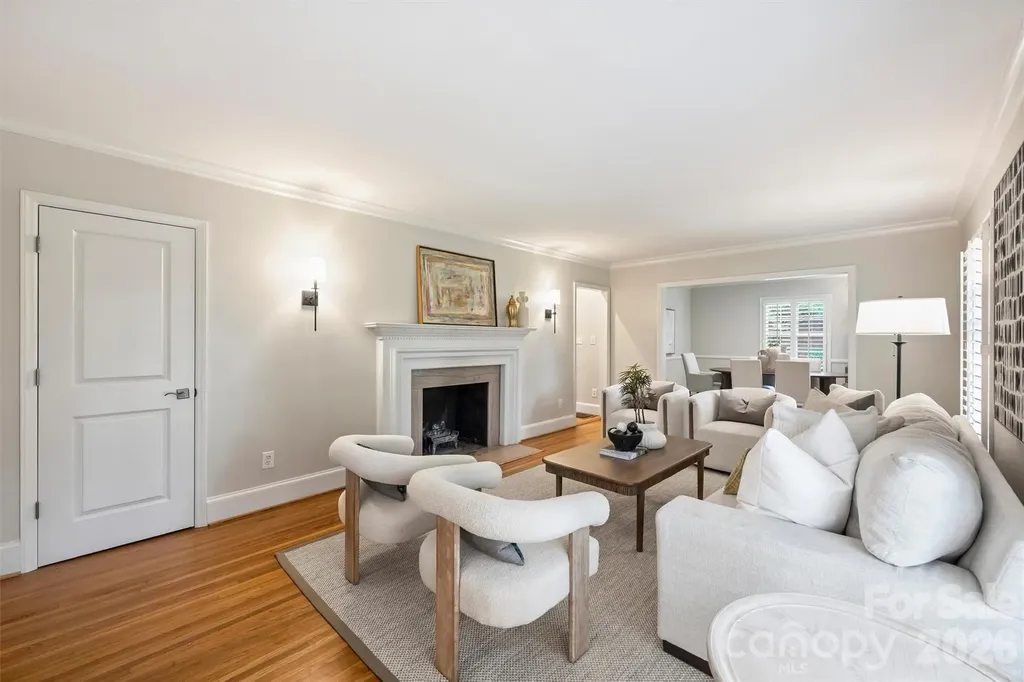 5519 Robinhood Road Charlotte NC 28211