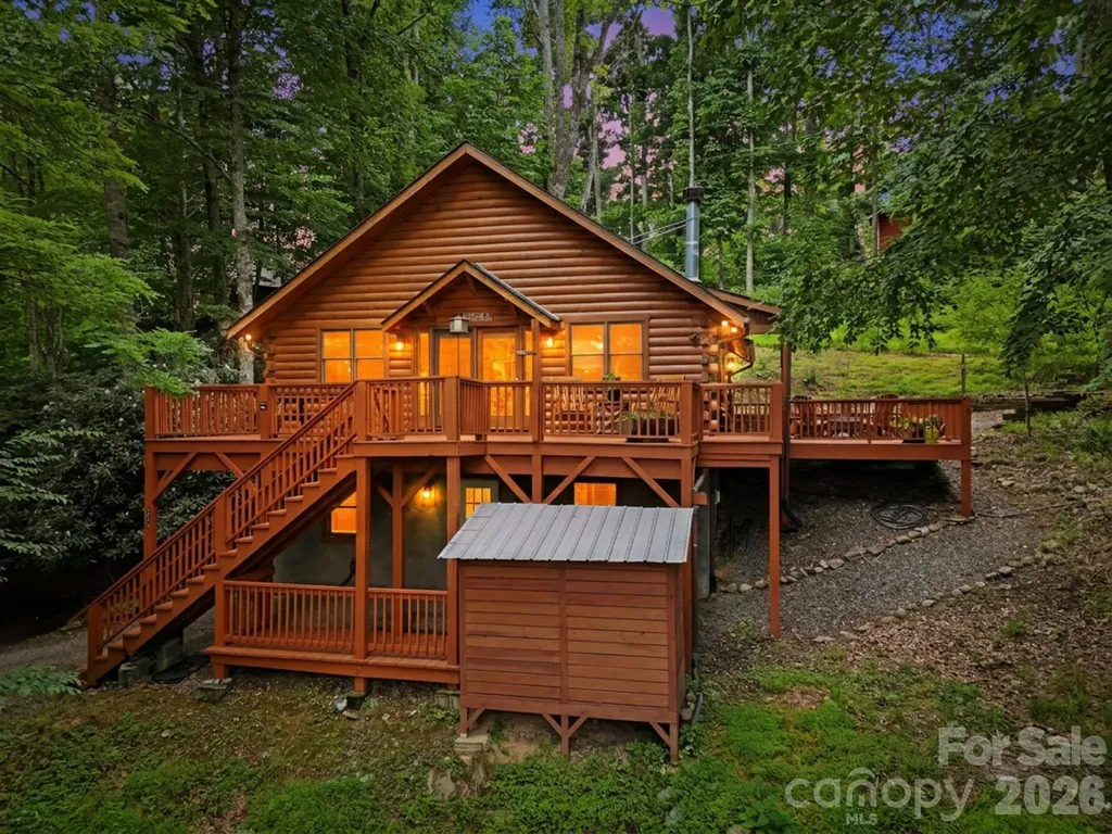 176 Ravens View Boone NC 28607