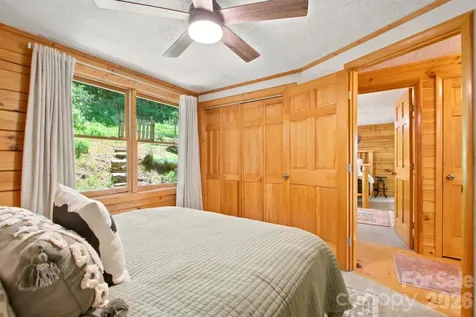 176 Ravens View Boone NC 28607