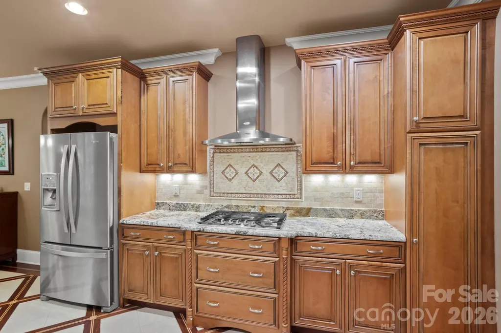 132 Pinnacle Peak Lane Flat Rock NC 28731