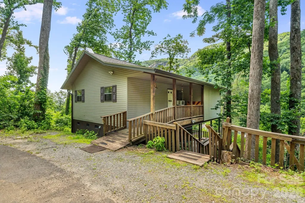 950 Main Street Chimney Rock NC 28720