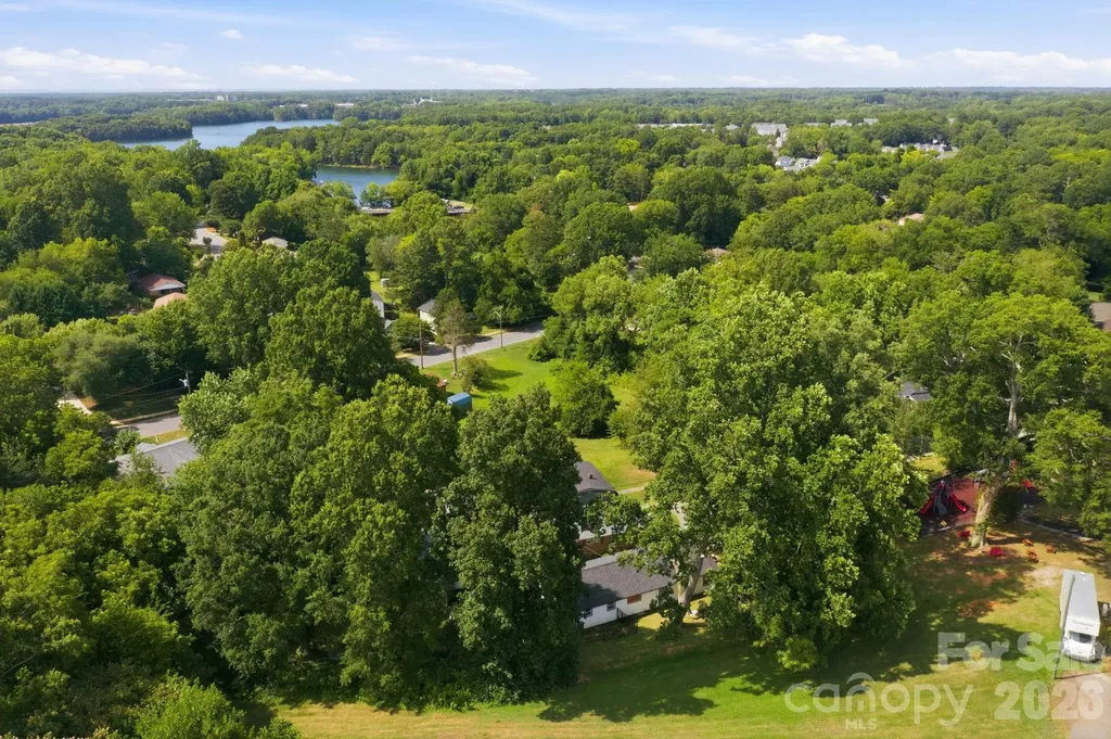 443 Brandon Street Davidson NC 28036