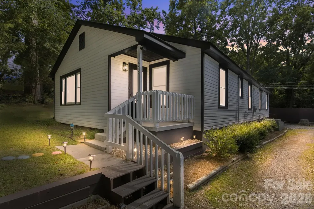 443 & 447 Brandon Street Davidson NC 28036