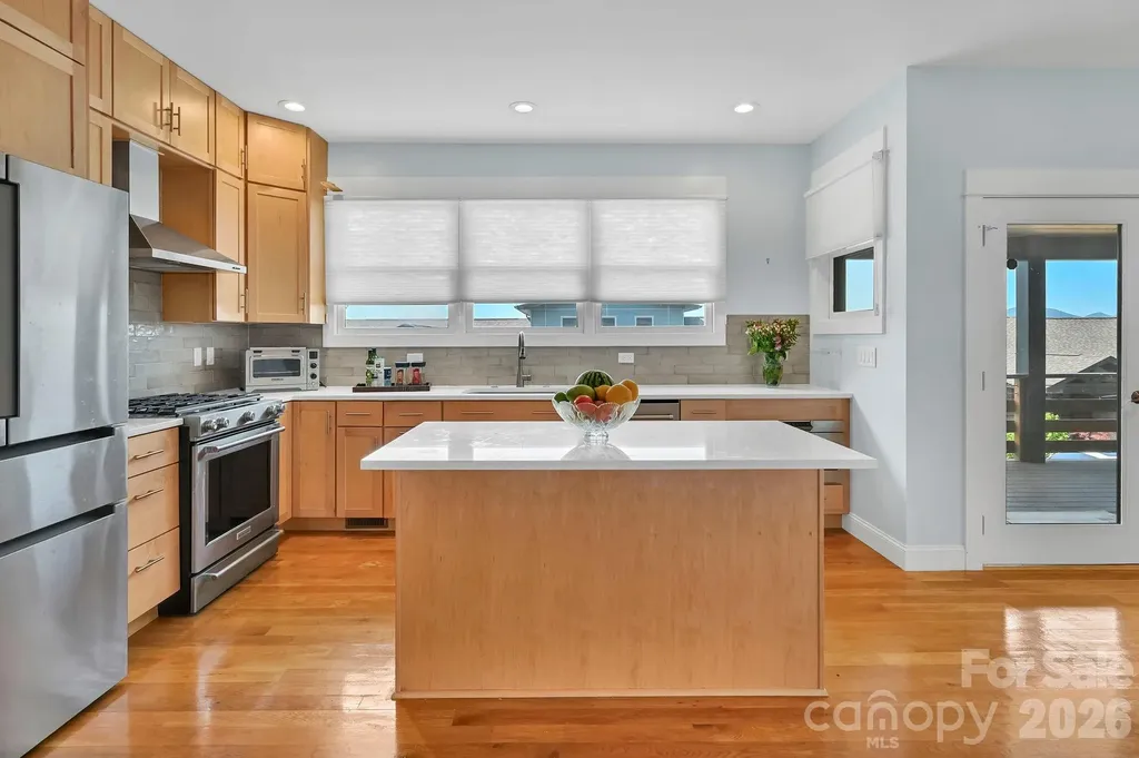406 Kessler Place Asheville NC 28804