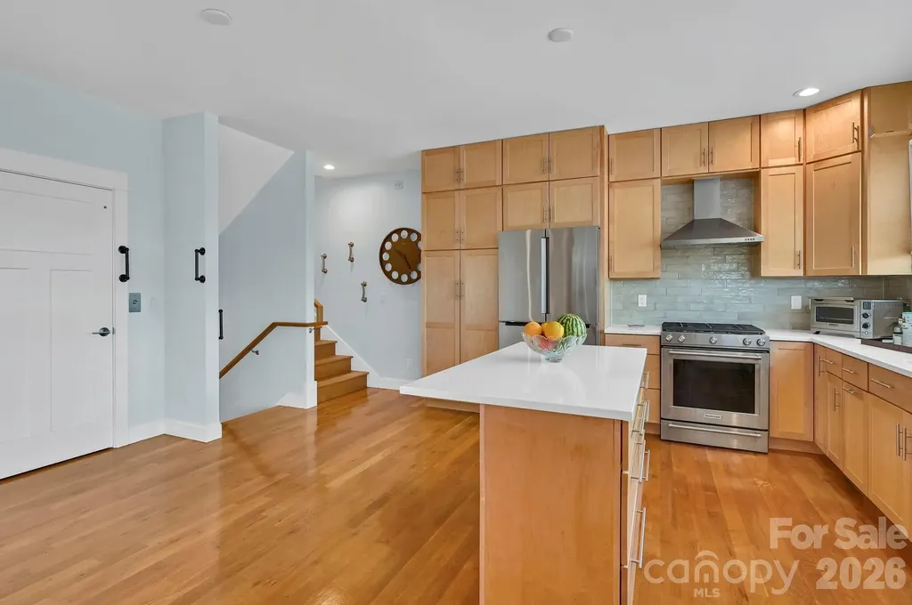406 Kessler Place Asheville NC 28804