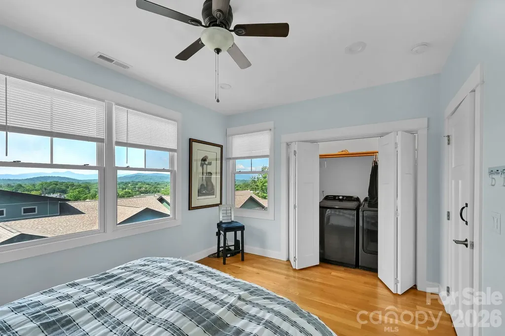 406 Kessler Place Asheville NC 28804