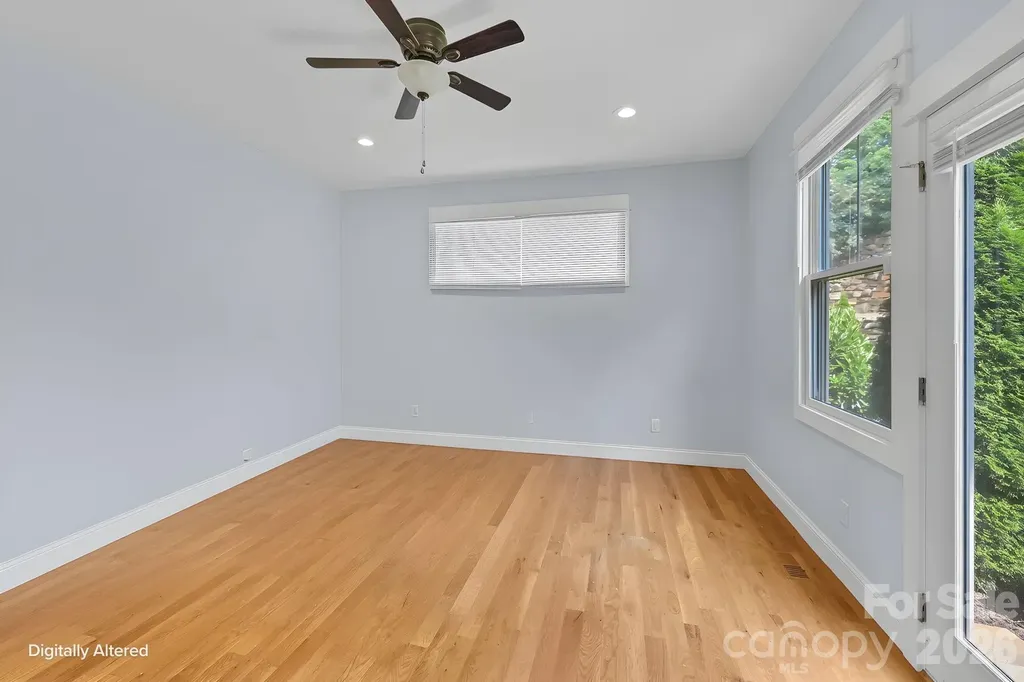 406 Kessler Place Asheville NC 28804