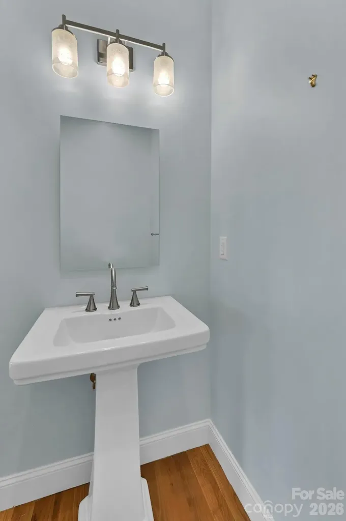 406 Kessler Place Asheville NC 28804