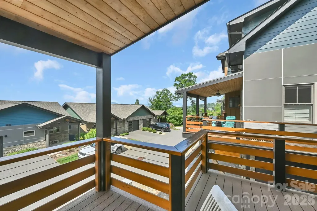 406 Kessler Place Asheville NC 28804
