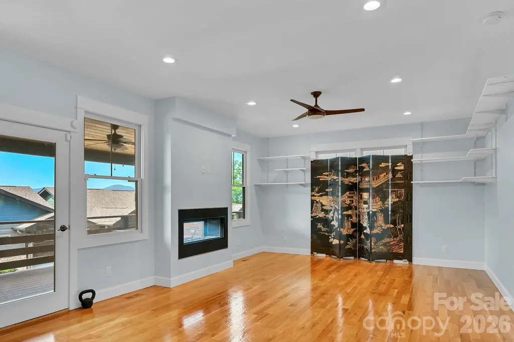 406 Kessler Place Asheville NC 28804