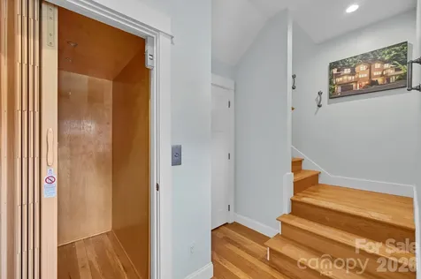 406 Kessler Place Asheville NC 28804