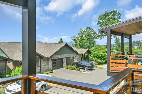 406 Kessler Place Asheville NC 28804