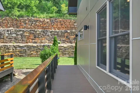 406 Kessler Place Asheville NC 28804