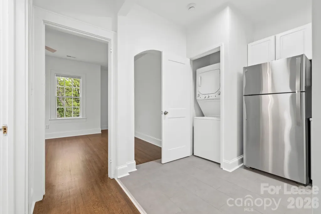 2112 Crescent Avenue Charlotte NC 28207