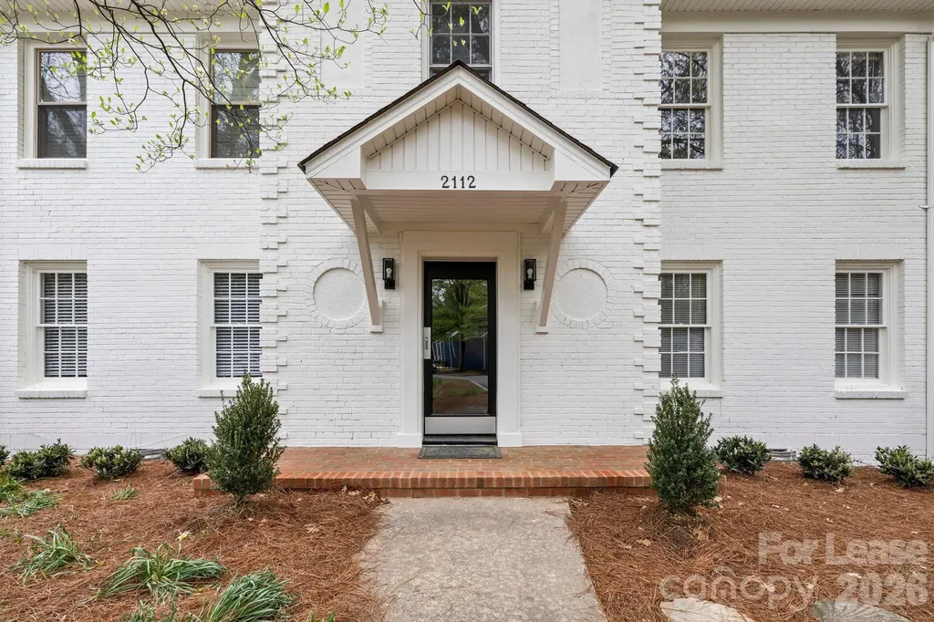 2112 Crescent Avenue Charlotte NC 28207