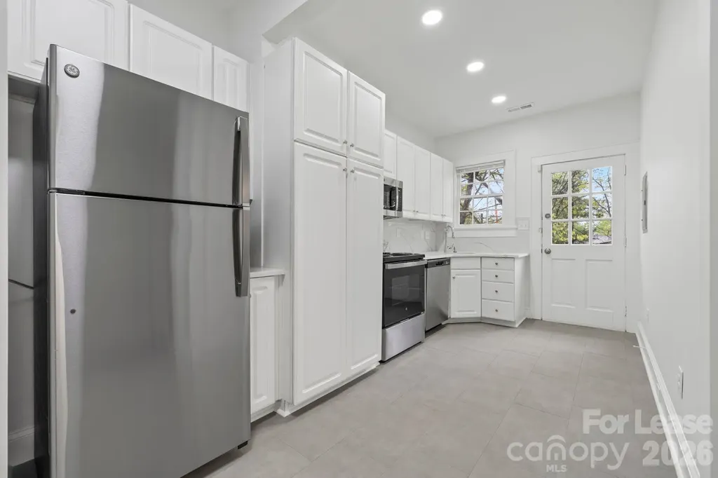 2112 Crescent Avenue Charlotte NC 28207