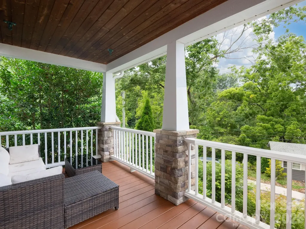 80 Bassett Road Asheville NC 28804