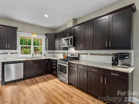 80 Bassett Road Asheville NC 28804