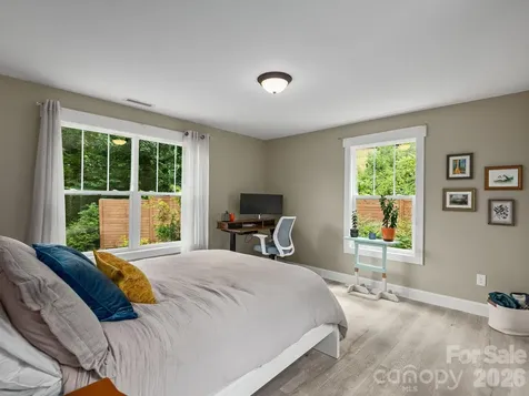80 Bassett Road Asheville NC 28804