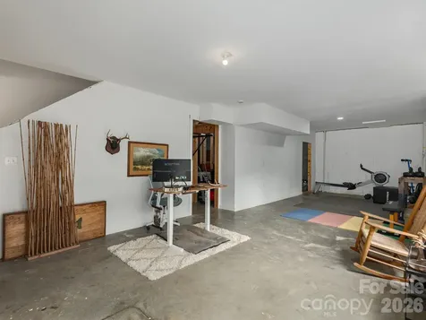 80 Bassett Road Asheville NC 28804