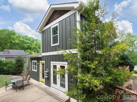 80 Bassett Road Asheville NC 28804