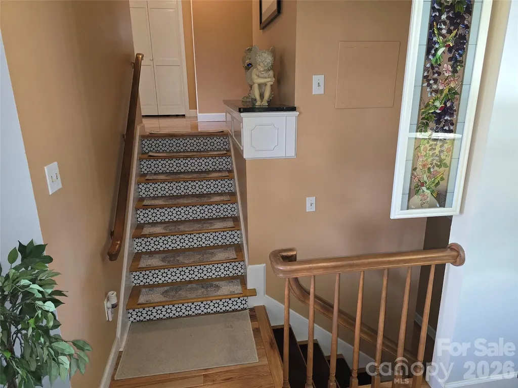 5760 Valley Field Road Hickory NC 28602