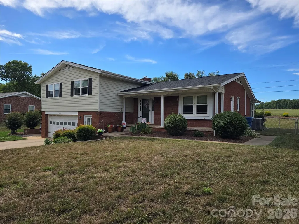 5760 Valley Field Road Hickory NC 28602