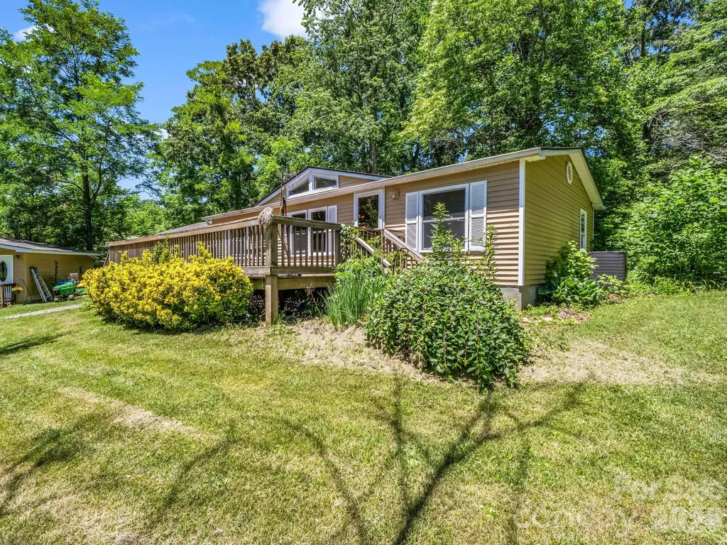 11 Charlie Hill Memorial Drive Fairview NC 28730