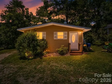 11 Charlie Hill Memorial Drive Fairview NC 28730