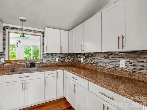 11 Charlie Hill Memorial Drive Fairview NC 28730