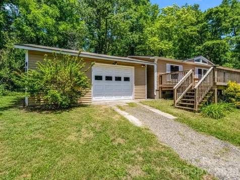 11 Charlie Hill Memorial Drive Fairview NC 28730