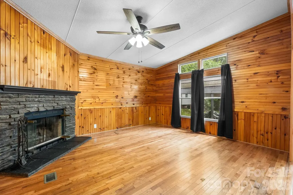4901 Uncle Freds Place Morganton NC 28655