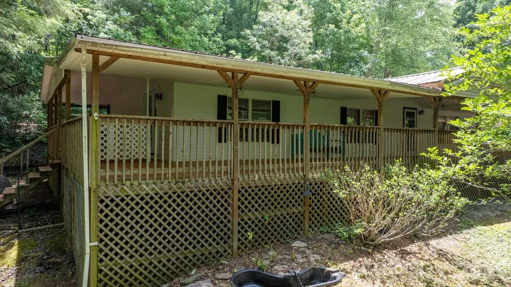 4901 Uncle Freds Place Morganton NC 28655
