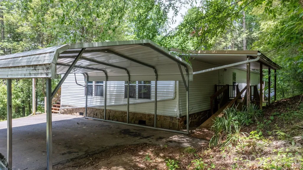 4901 Uncle Freds Place Morganton NC 28655