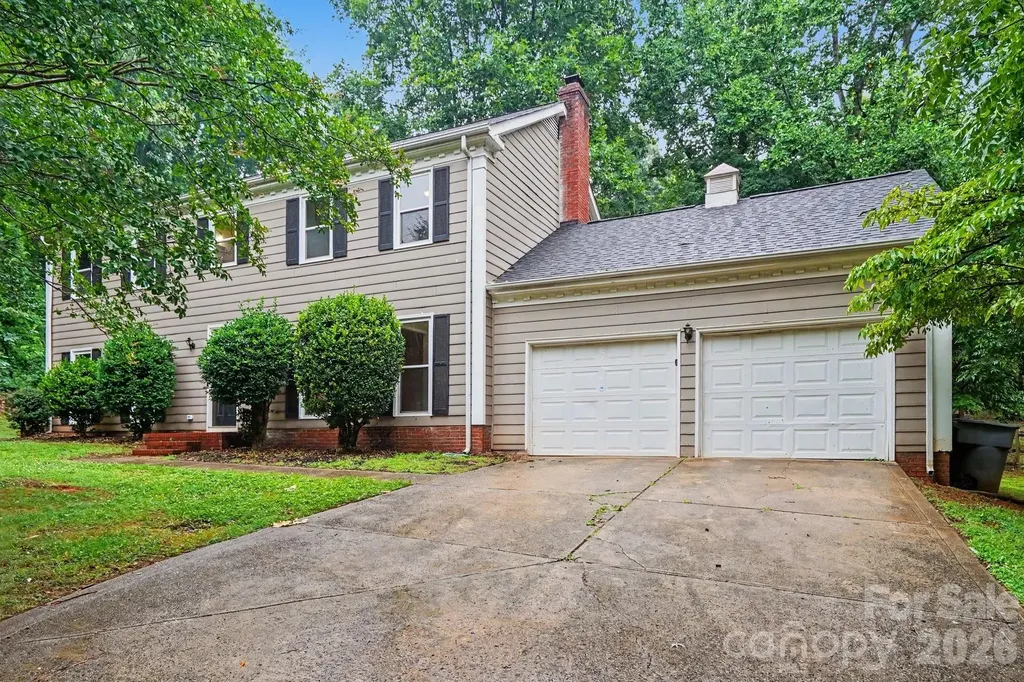 7111 Amarillo Drive Charlotte NC 28262