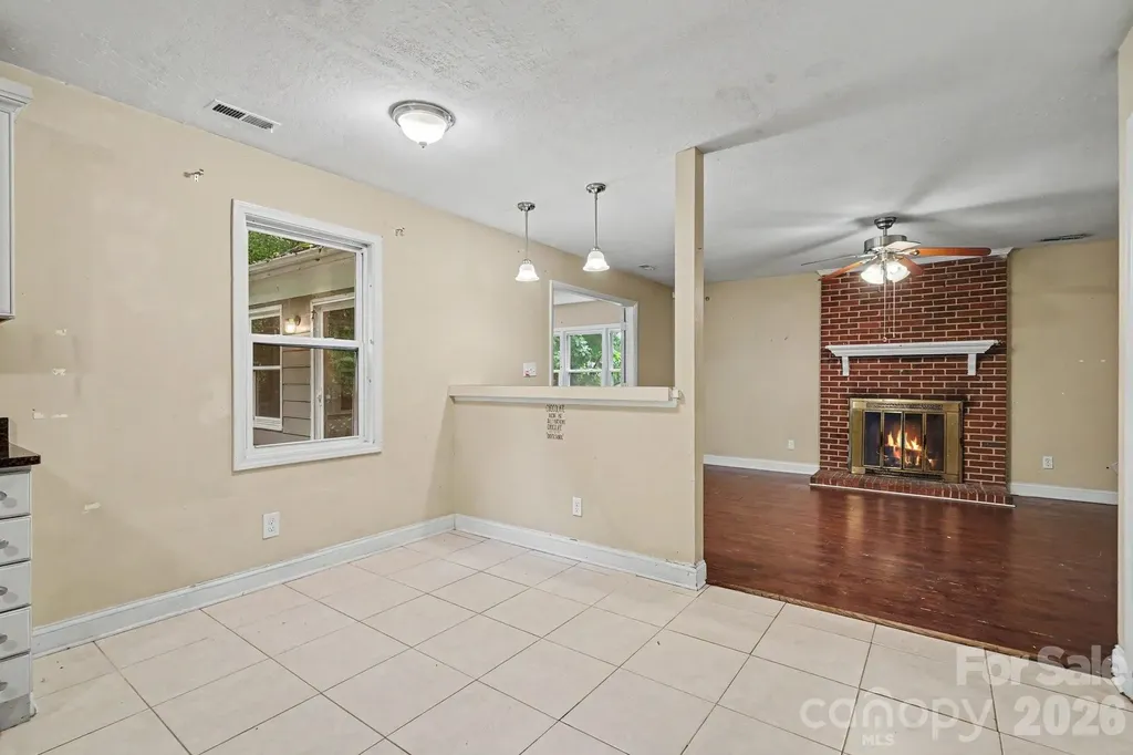 7111 Amarillo Drive Charlotte NC 28262