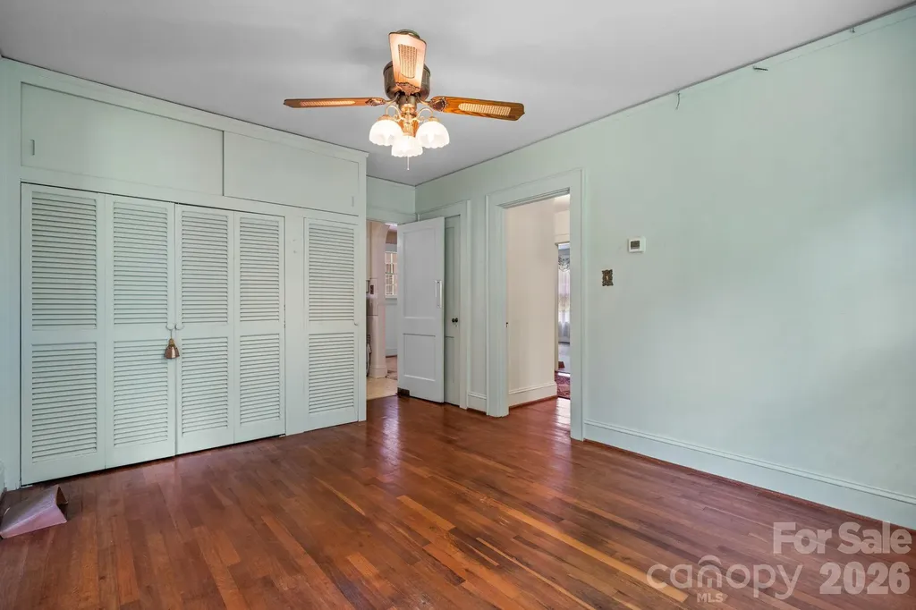 608 1st Street W Conover NC 28613