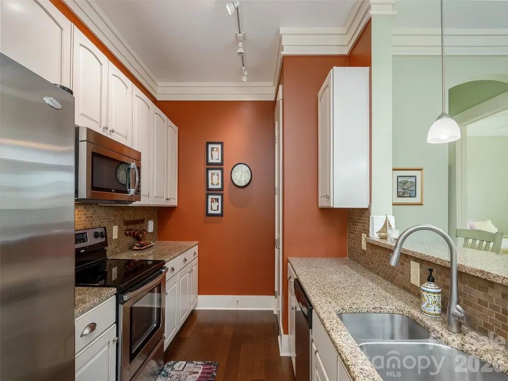 42 Schenck Parkway Asheville NC 28803