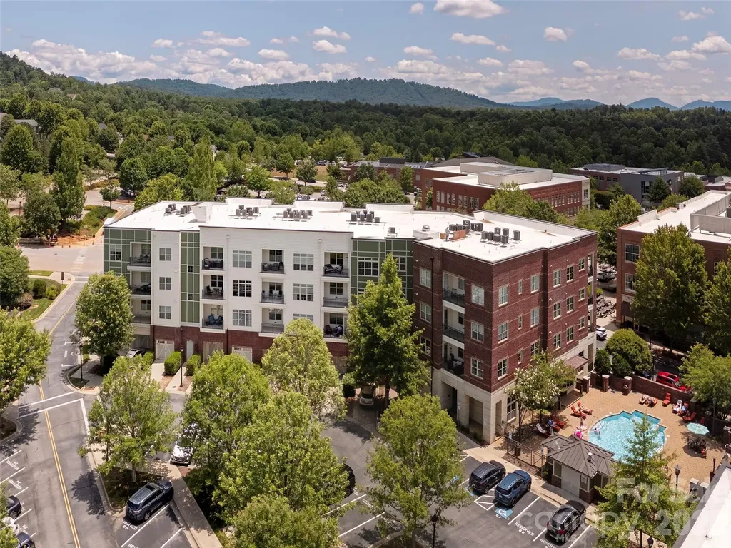 42 Schenck Parkway Asheville NC 28803