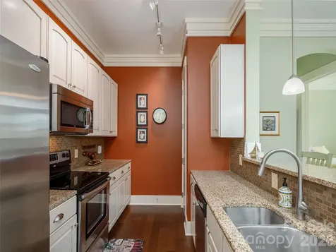 42 Schenck Parkway Asheville NC 28803