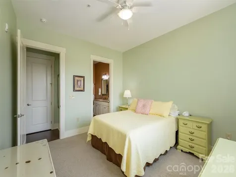 42 Schenck Parkway Asheville NC 28803