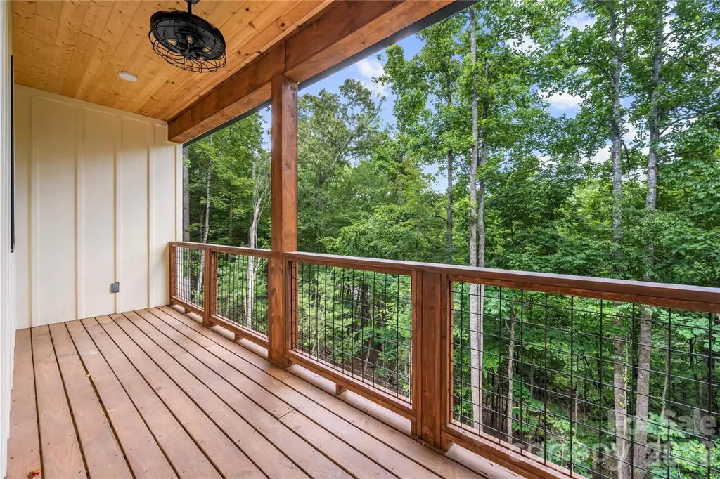 210 Hickory Tree Lane Hendersonville NC 28739