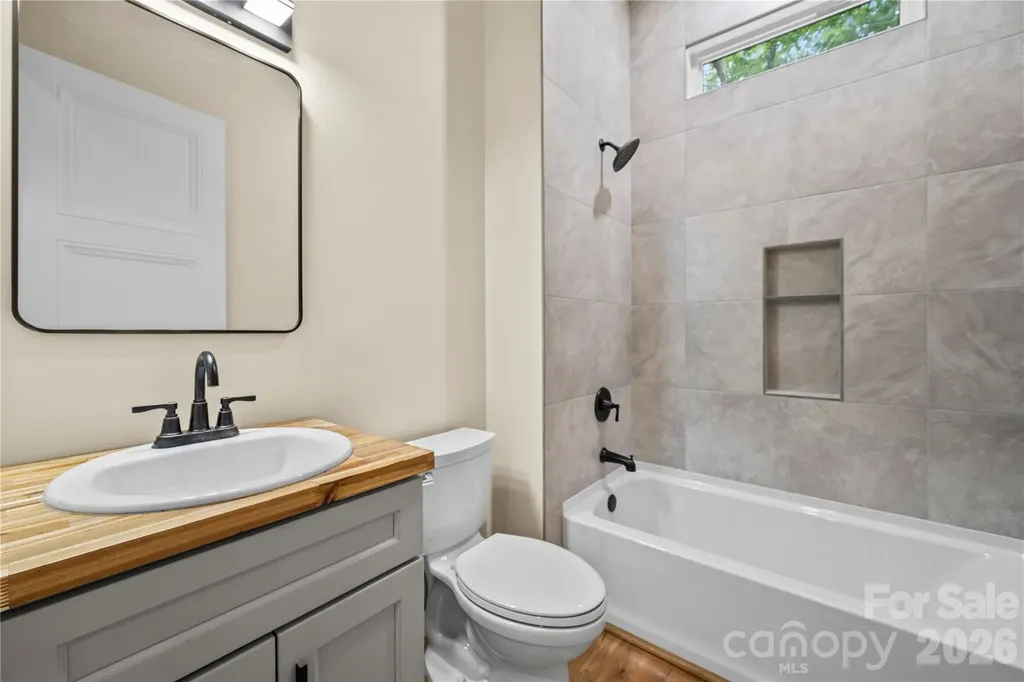 210 Hickory Tree Lane Hendersonville NC 28739