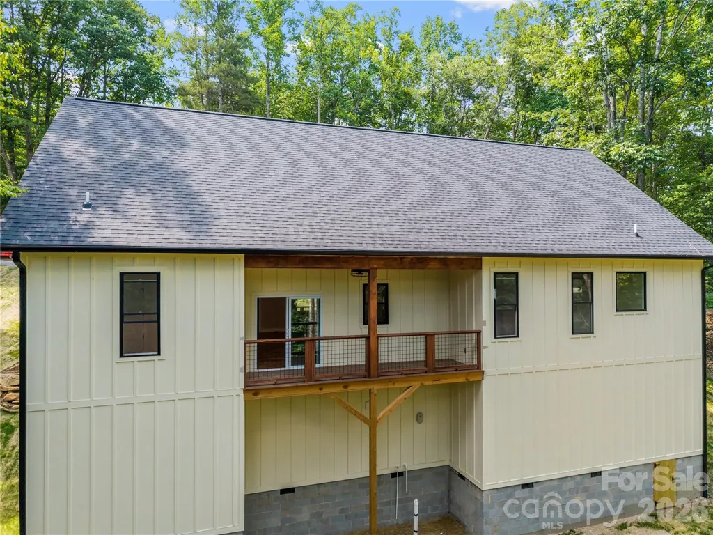 210 Hickory Tree Lane Hendersonville NC 28739