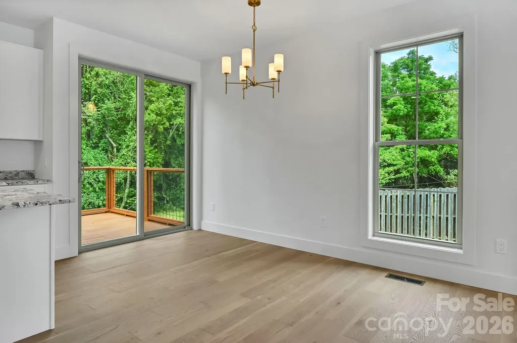 225 Edgewood Road S Asheville NC 28803