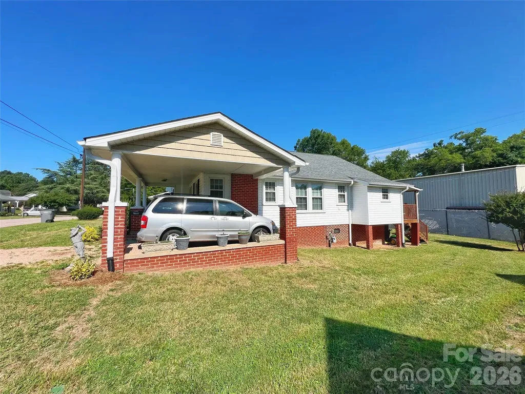108 Snipe Street Kannapolis NC 28081