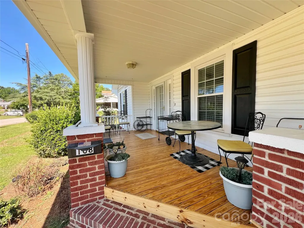 108 Snipe Street Kannapolis NC 28081