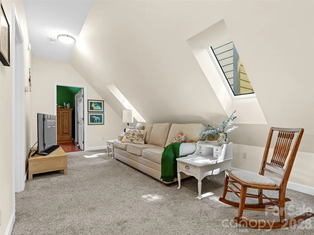 22 Meadow Brook Drive Fletcher NC 28732