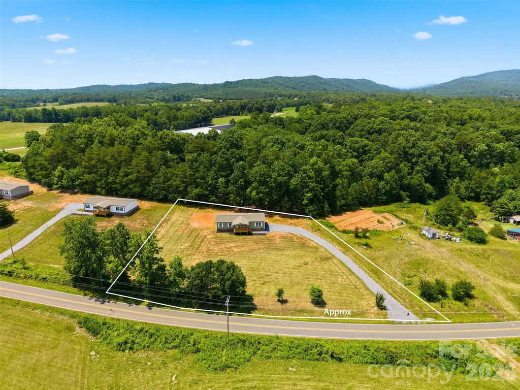 4963 Rhoney Road Connelly Springs NC 28612